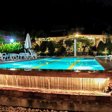 Phuket Muay Thai House Chalong Eksteriør billede