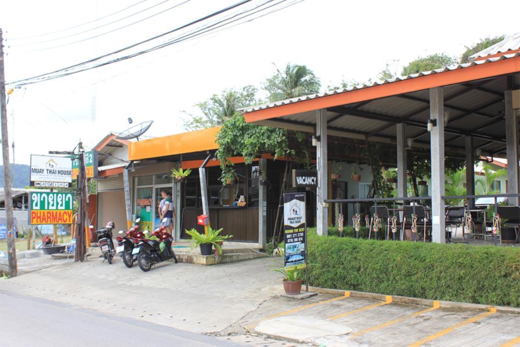 Phuket Muay Thai House Chalong Eksteriør billede