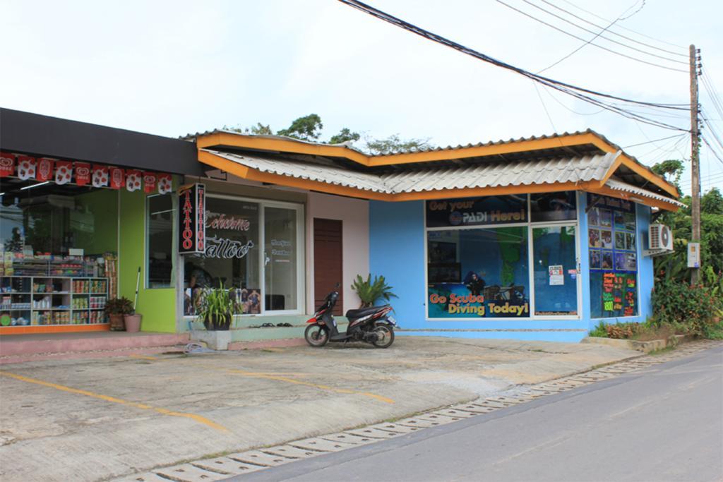 Phuket Muay Thai House Chalong Eksteriør billede