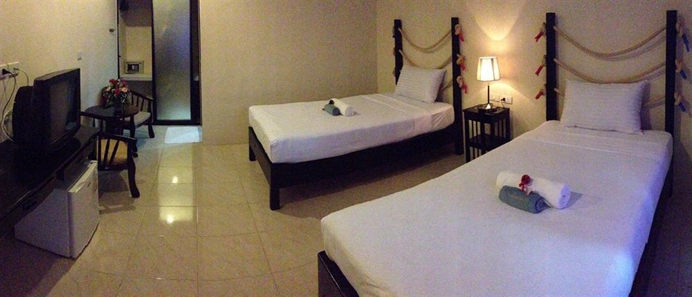 Phuket Muay Thai House Chalong Eksteriør billede