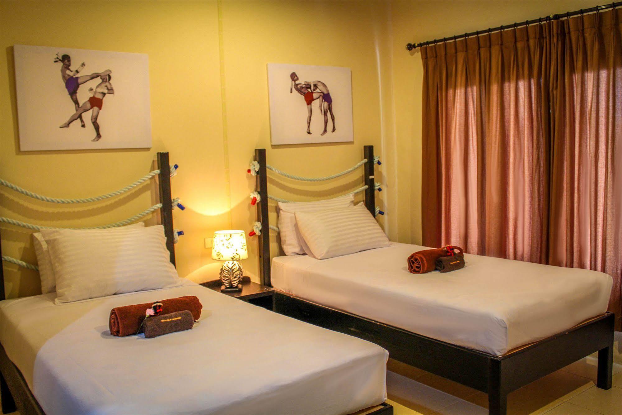 Phuket Muay Thai House Chalong Eksteriør billede
